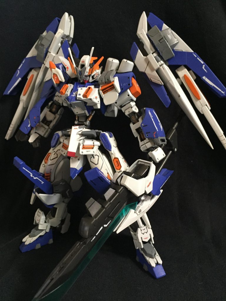 *ガンダム·アスタロト Vxs*
BFシリーズで自分が使う機体として作った作品 その1