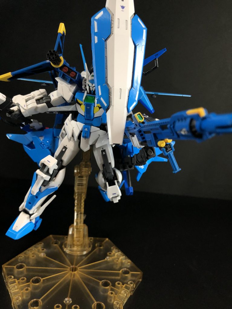 少し守りながら攻撃することも。