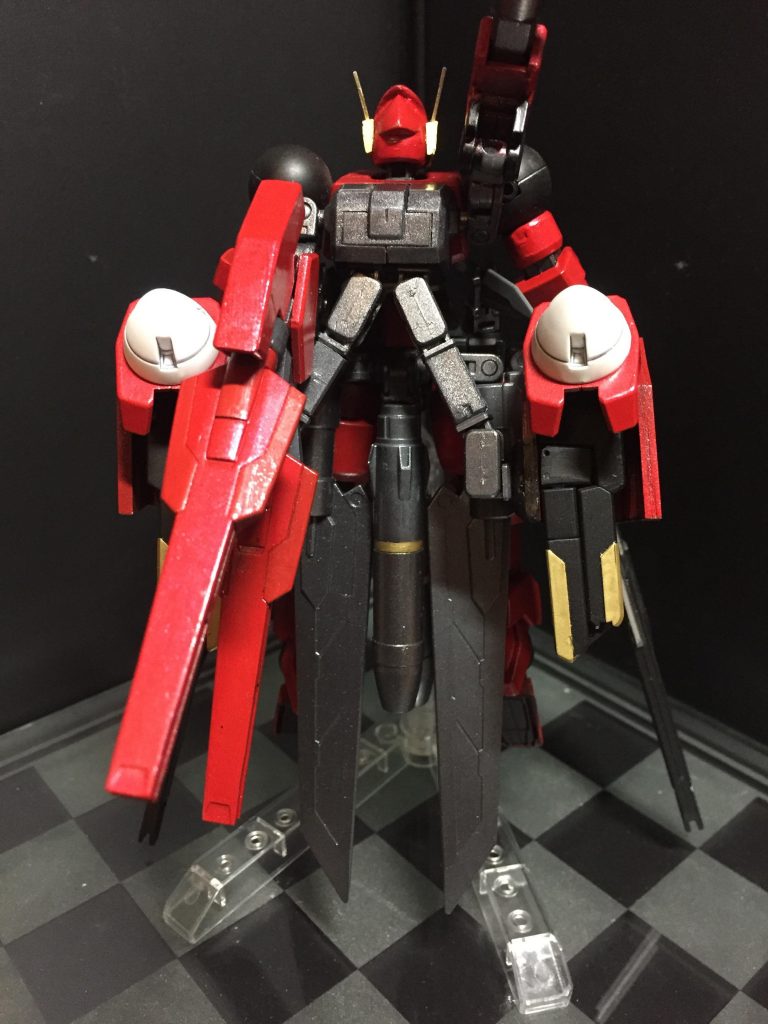 背中はこんな感じになってます