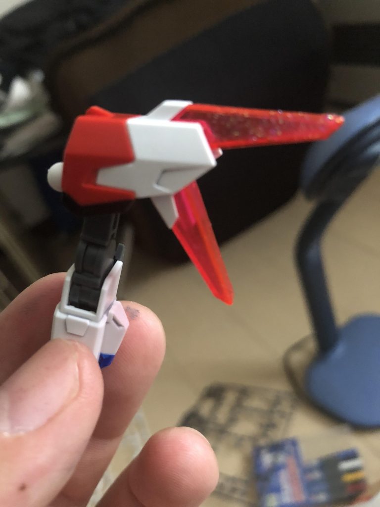 粒子をイメージしてラメを塗ってます