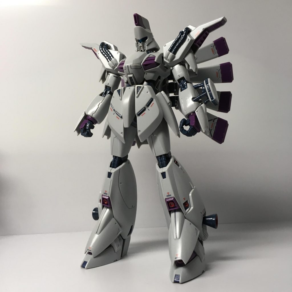 光を当てるとほんのり(？)キラキラします