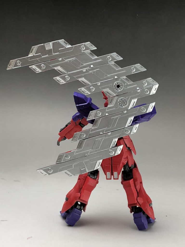 ムーンフレーム？は色々考えましたが、シルバーにしました。タミヤのクロームシルバーです。