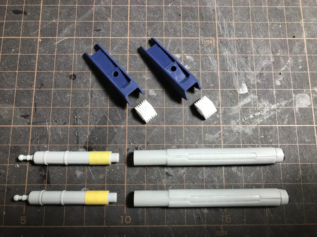 今回の自作物
放熱フィンをちまちまと、プロペラントタンクはWAVEのプラパイプを組み合わせて製作しました