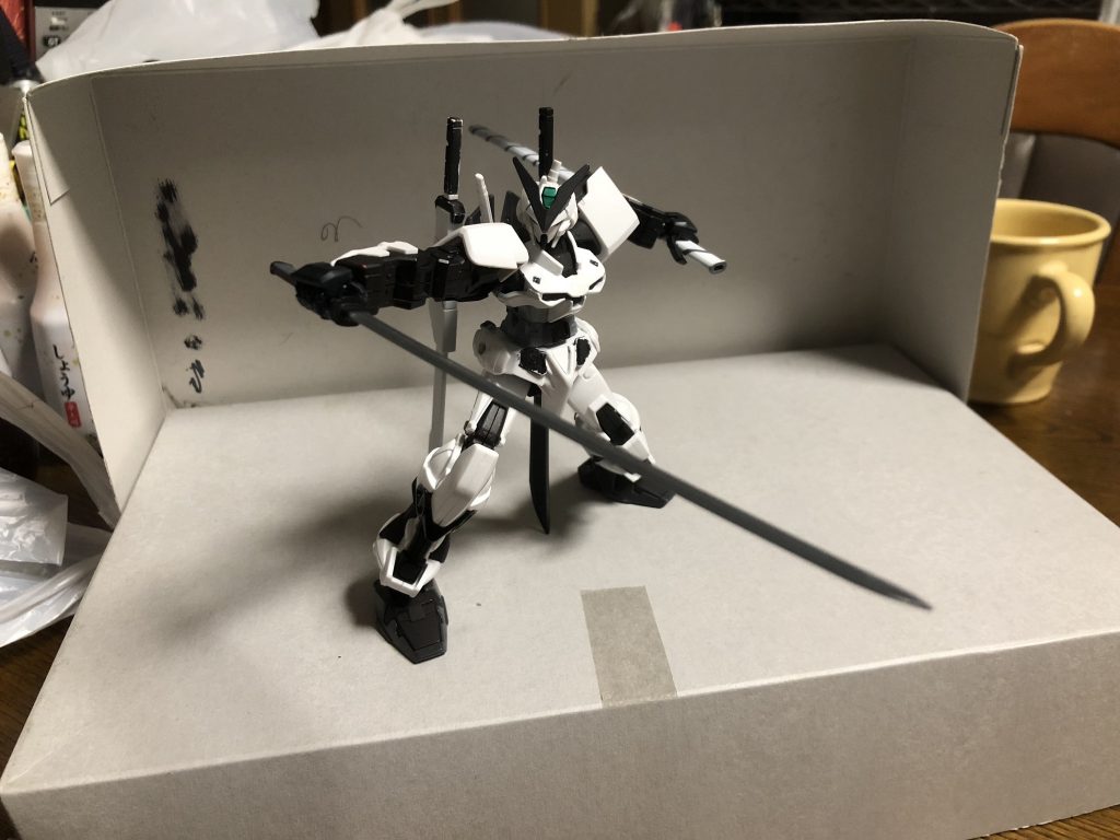 対ビーム兵装大太刀-隕鉄-
星鋼と同時期に開発されたMS一機分の長さを誇る大太刀
性能は非常に高いが、刀身が長いため乱戦には少々不向き