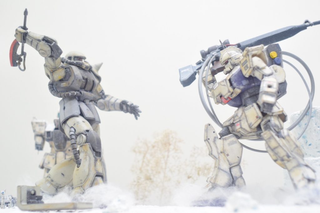 2機が対峙してるシーン