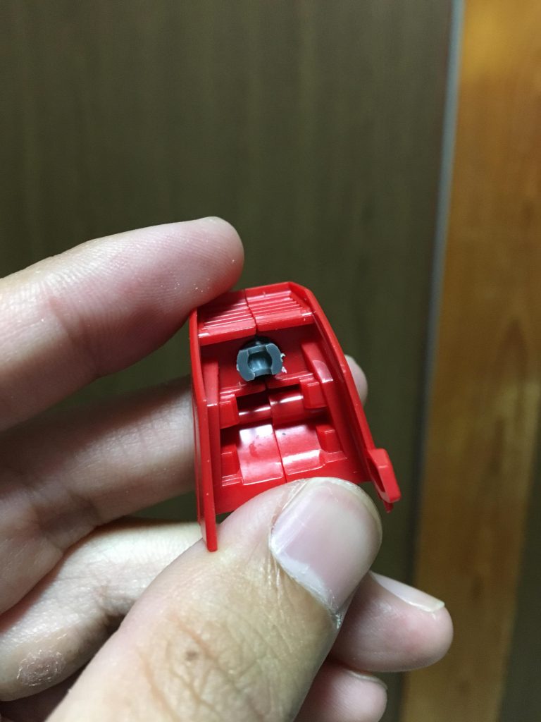 肩。アーマー側にボールデン受け小を