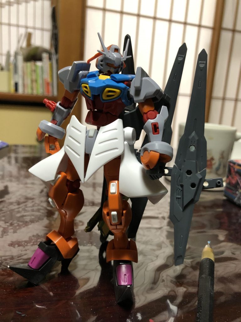 こかからバインダーガン追加したり頭にスーパーふみなのリボンパーツを付けたりしました。