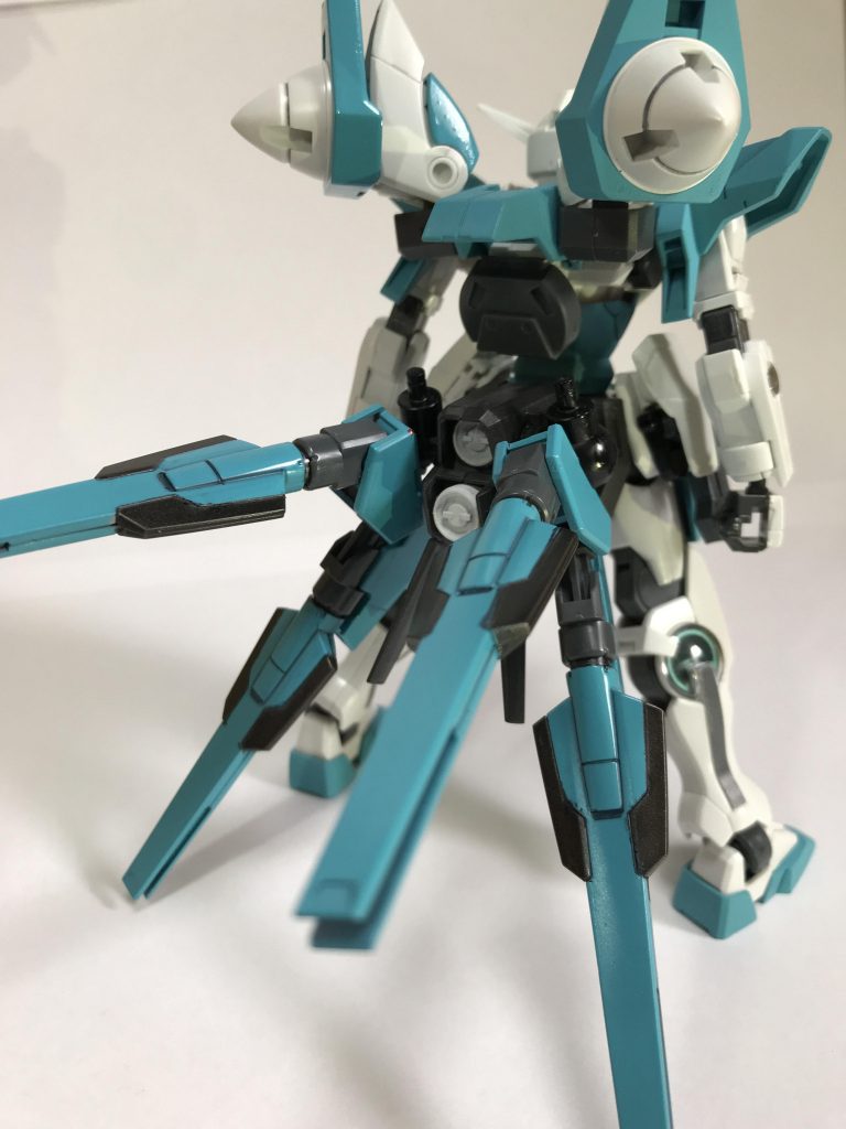 使用したキットはすべてHGの
・リボーンズガンダム
・スサノオ
・ガンダムエクシア
・ガンダムサバーニャ
・ダブルオーガンダム
・Oガンダム
です。

武装はHGBCシリーズの24thセンチュリーウエポンズをそのまま使ってます！