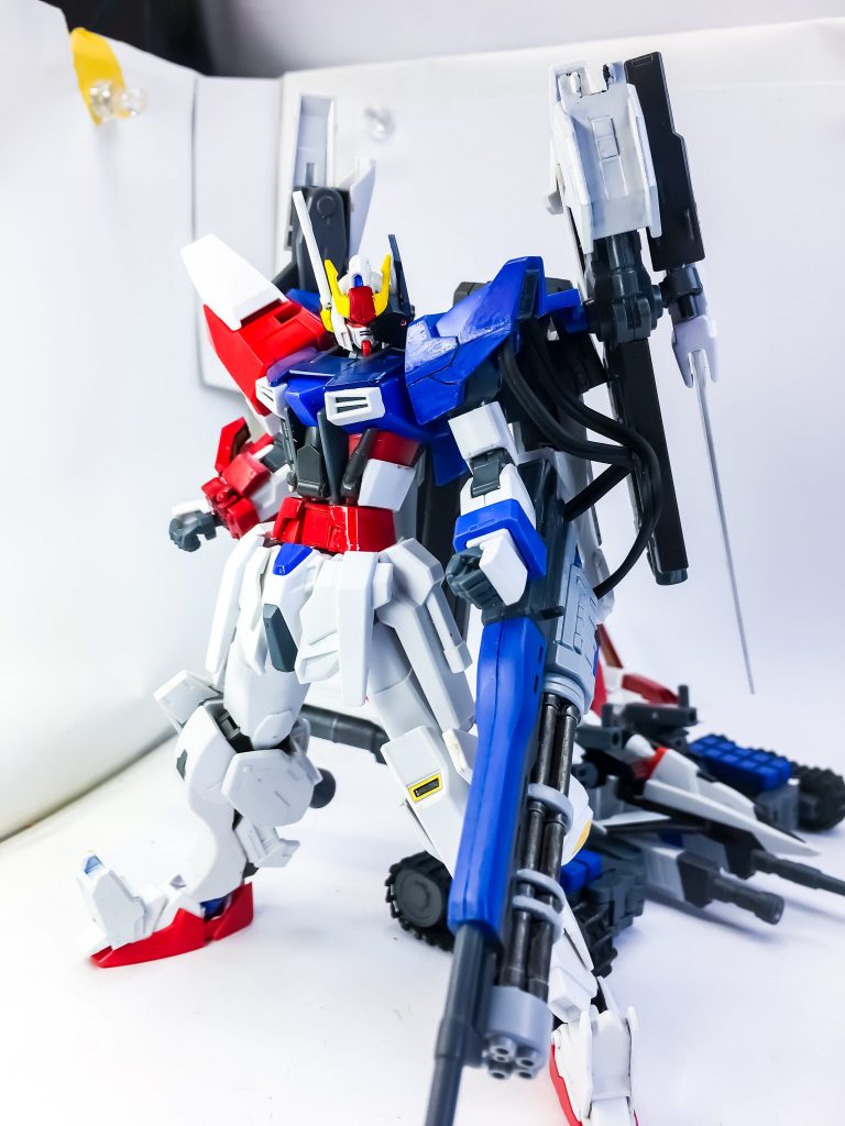 ## EXBストライカーブレイク
EXZSバンカーユニット、EXA:LWユニットだけを装備した姿!
出力はノーマルモードから変わらないが、重量は軽くなっている為、粒子消費量は軽減されている!
基本性能は変わらず、攻撃力は上がっているので
*昇華されたBストライカーブレイク→EXBストライカーブレイク*という名が付けられている!