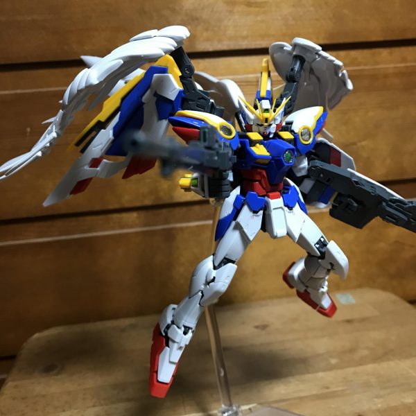 ウイングガンダムカスタムゼロフリューゲル