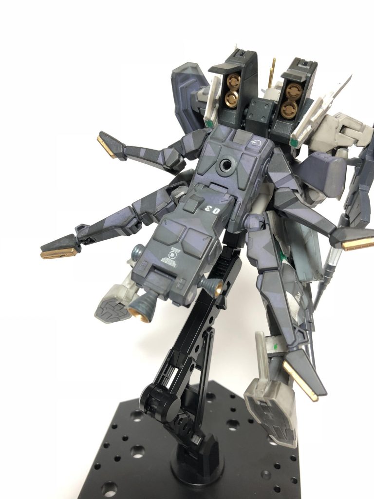 合体！ドッグパックもシマシマ迷彩入れてます