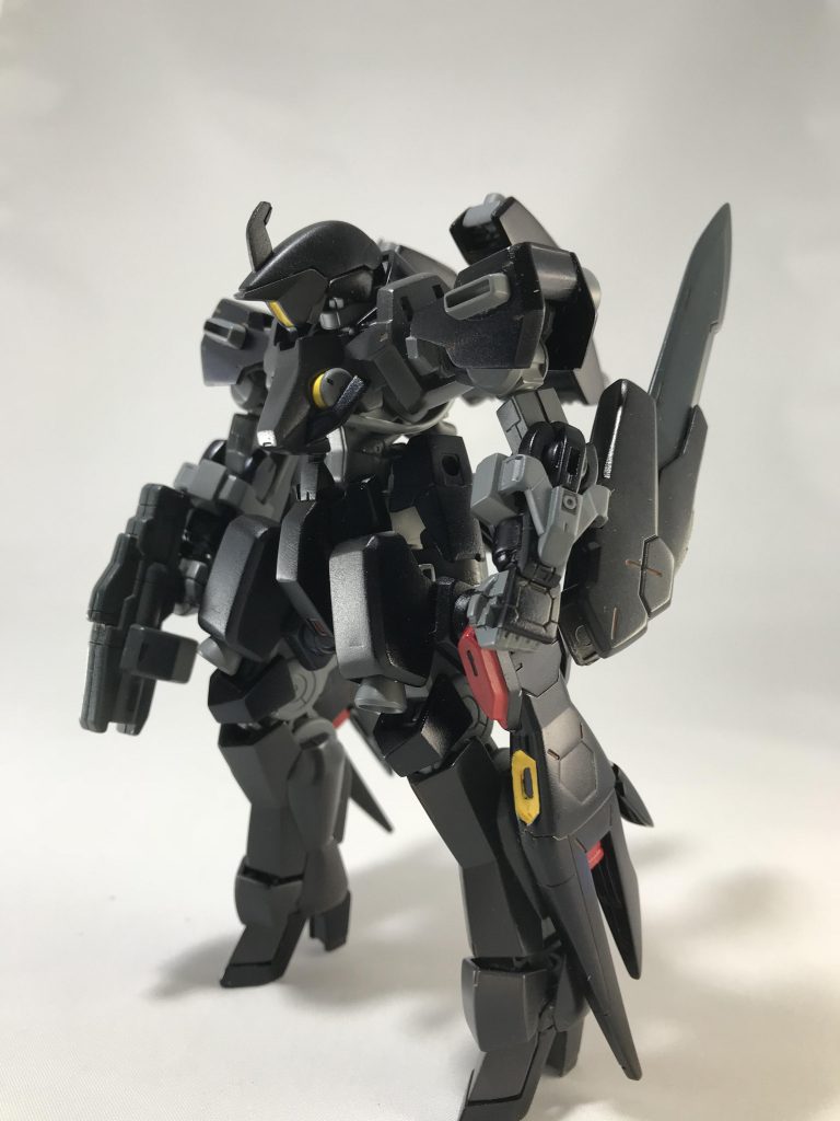 素立ちポーズ。ライフルはレギンレイズの物をショートバレルっぽくしてます。