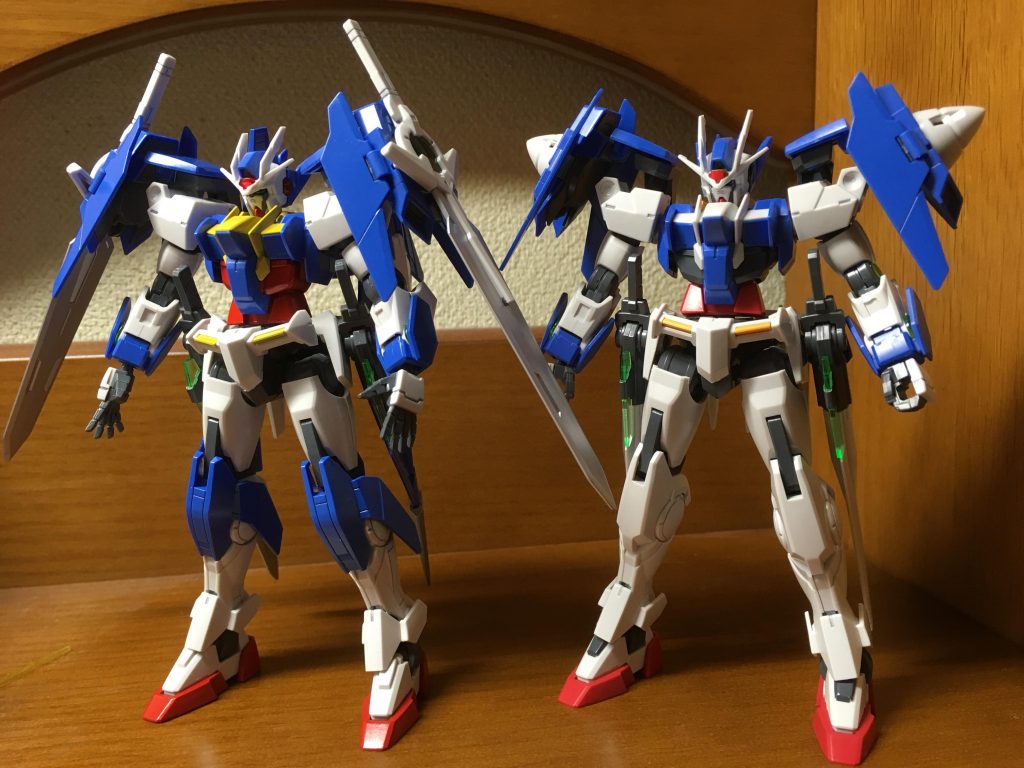 エースユニットがないので通常のダブルオーダイバーと比較。