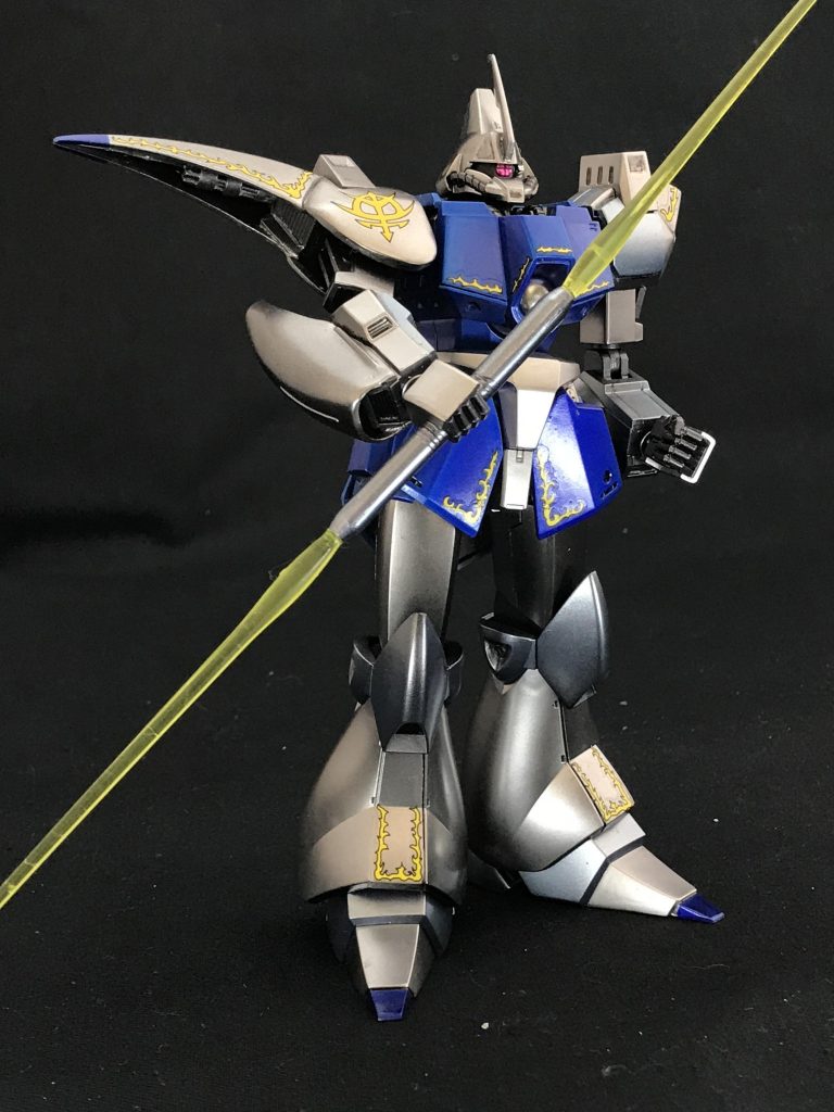 肩追加装甲の裏にはガトリングを仕込んでみましたが…見えるかな？