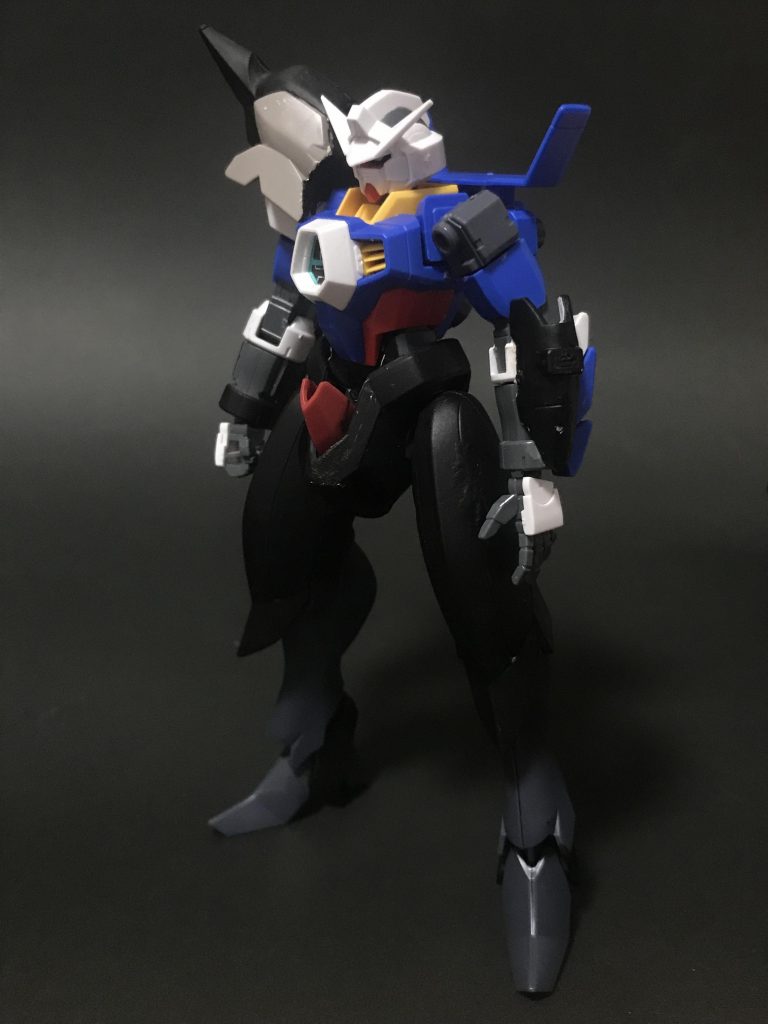 立ち姿。放送当時に考えたAGE-1の上半身+ゼダスの下半身というミキシングをようやく実現できました。