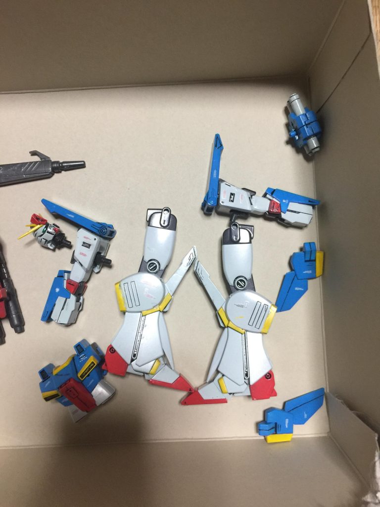 ZZガンダムとライトニングバックウェポンシステムMk-Ⅱ の 水転写デカール貼り工程