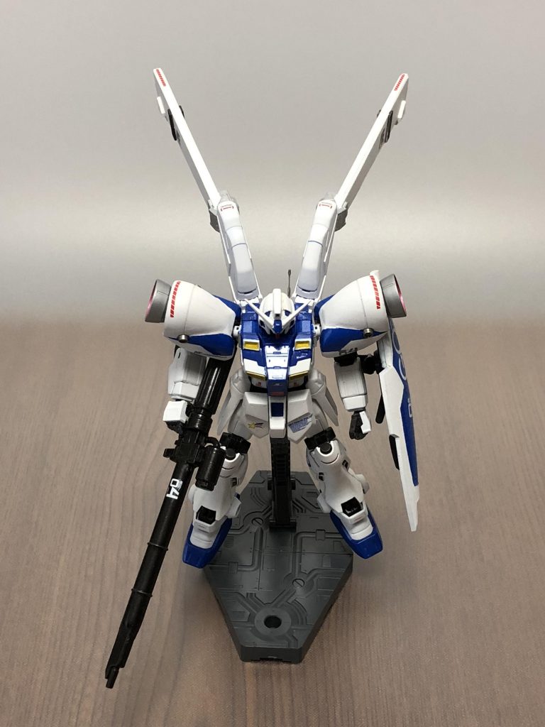 上から
ガーベラはテールの長さが特徴ですね。