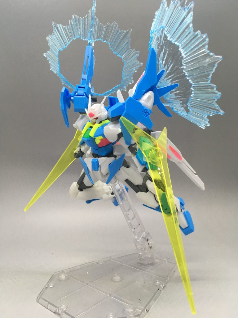 パーツ組み合わせて見たところ。ここからダブルオーダイバーのパーツなどを加えました。