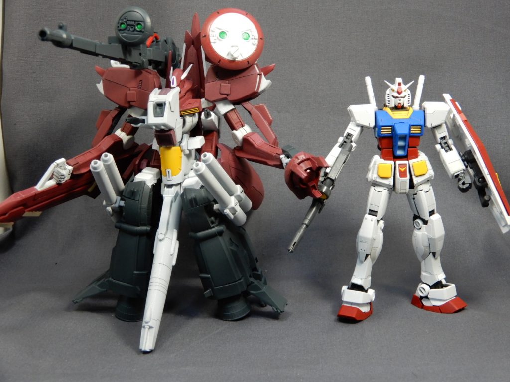 RGガンダムと比較　高さはそれ程ですが、
