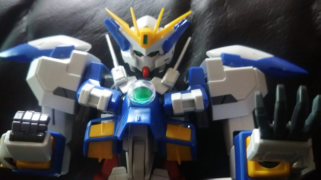 肩パーツ。そしてアンテナにパーツを増やしてみました！