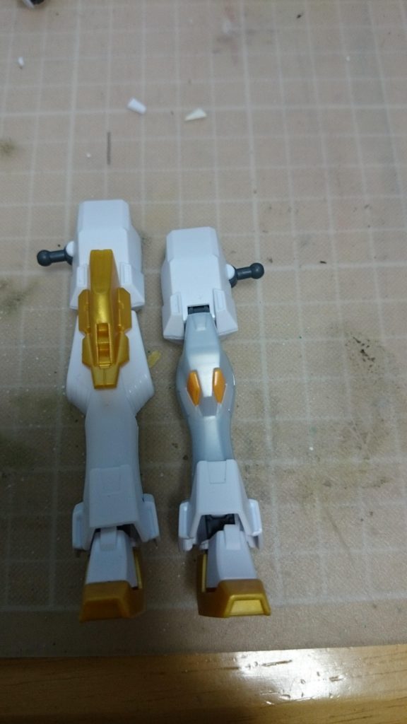 足をクロスボーンの物に変更