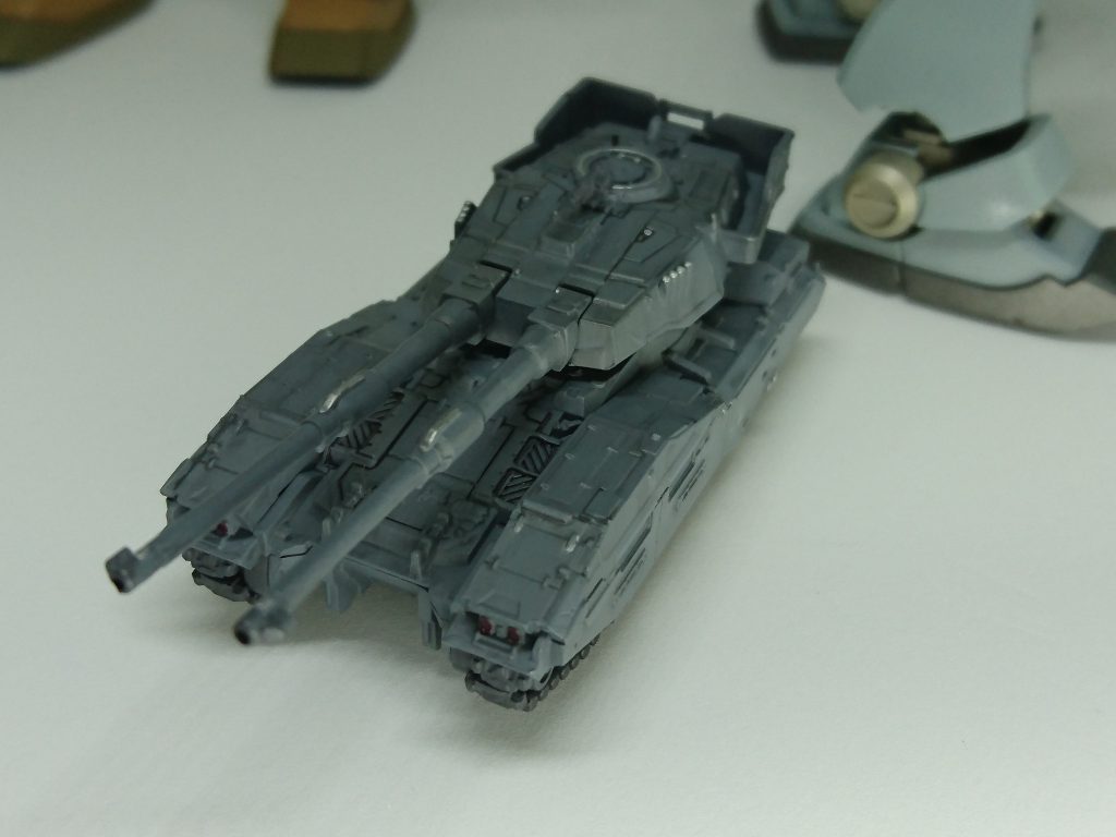 てかホントにガンプラなのか疑うくらい現代戦車に見えるんでおかしな感じがします