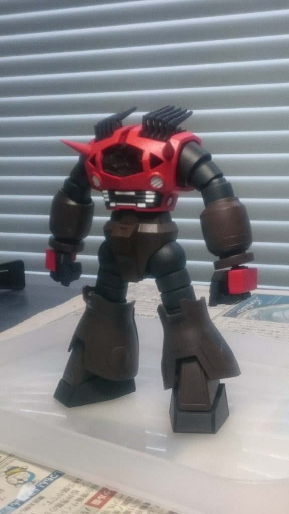 お腹のところの部品がちょうど口に見えたんです！