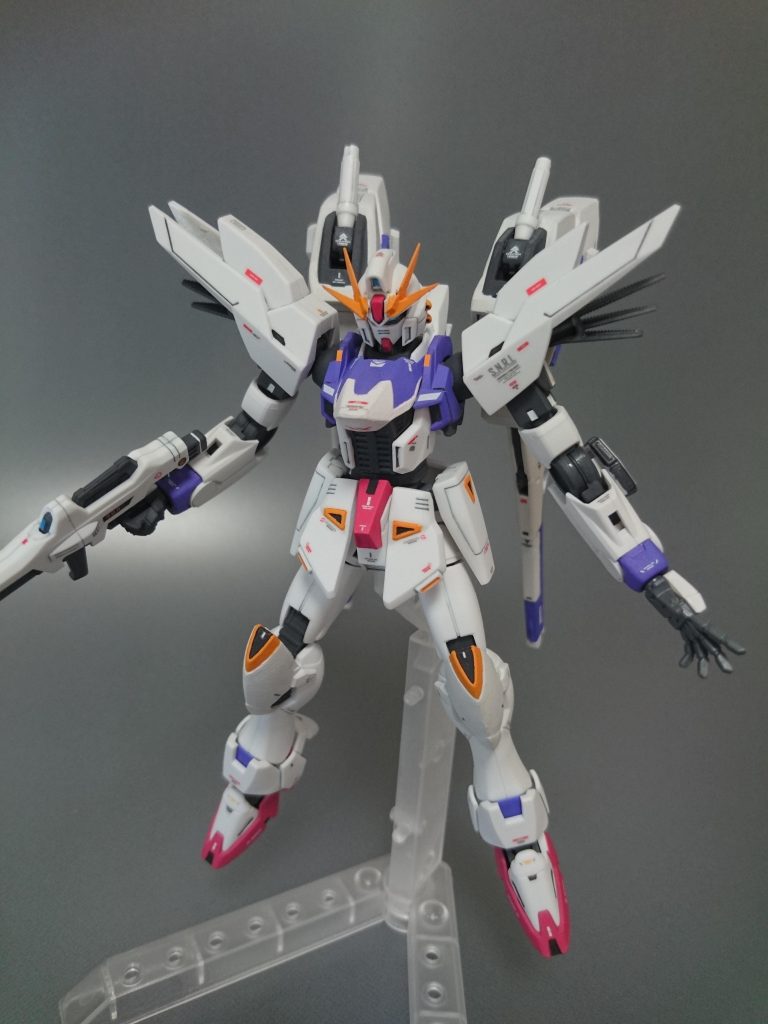 シンプルにF91の強化/進化カスタムです

キットはプレミアムバンダイのM91を使用してます
残念ながら見ての通りせっかくの新規パーツはごく一部しか使っていません(´-ω-`)
また　いつかどこかで…