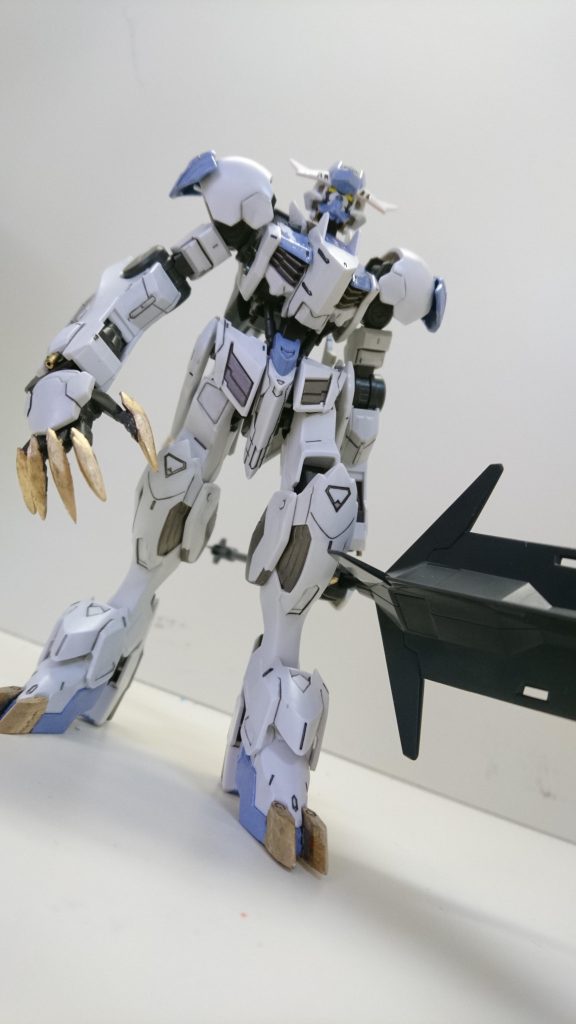 すみれ色のバルバトス–3枚目/制作者：ぱなダム