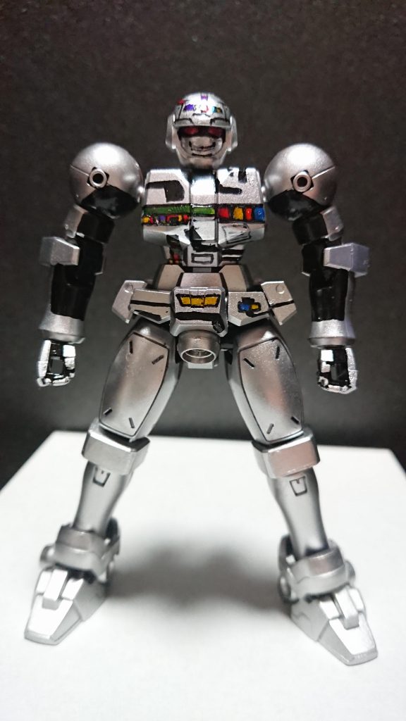 全身の模様は塗装で再現しました