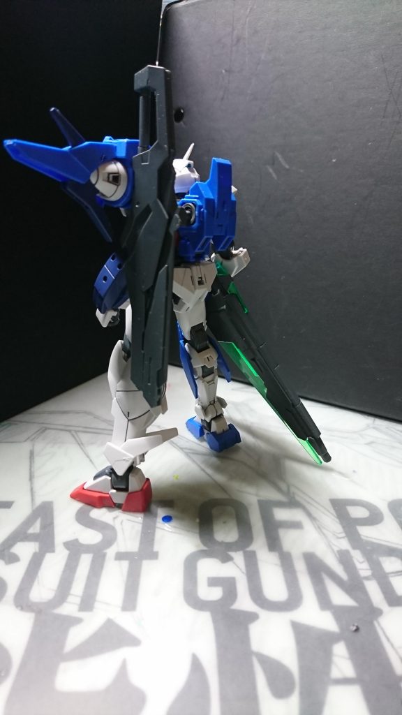 ガンダムダブルオースカイリペア–3枚目/制作者:姫矢・M・アヤト