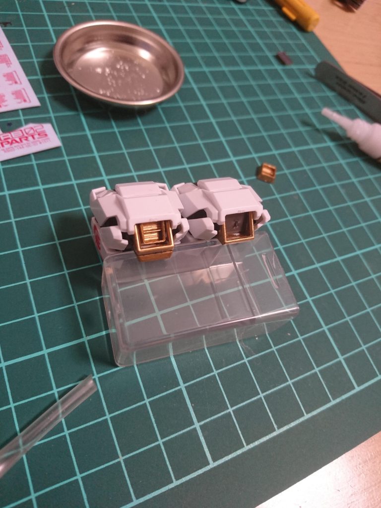 肩のブースターくつけたりしてあるだけ
クオリティ！！(笑)