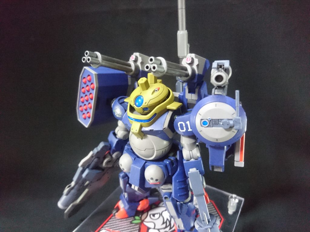 兵装の荷重による機動力低下が著しいが、低下した機動力の代わりに得た、索敵と砲撃で部隊を支援し必ず生きて連れ帰る。