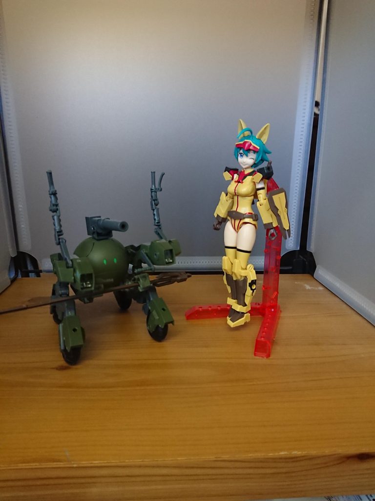 そしてボールハロの腕は、武器が持てます！d(^O^)b