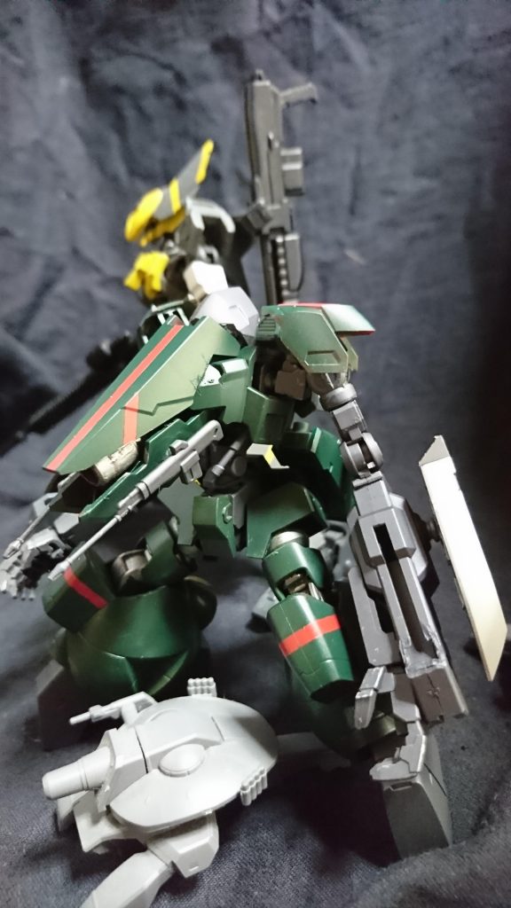 ドヴェルク01の閲覧ありがとうございましたm(_ _)m
今回は作業用MSを製作してまた丁度いいジャンクパーツがあればまたドヴェルクシリーズを作ってみたいと思います
以上カルシウムボンバーでしたー(^^ゞ