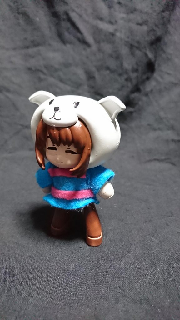 本編では被り物をしていないので
犬をモチーフに被り物をでっち上げました