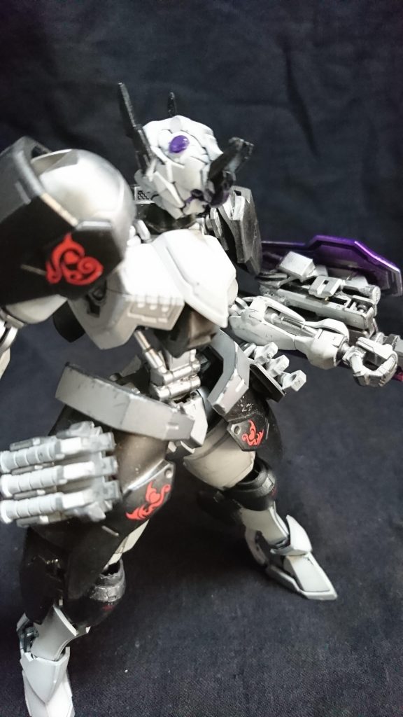 ガンダム・マルコシアス/壊の閲覧ありがとうございます_(._.)_
次回はテイワズの組織が使用するMSを作っていきたいと思います(^^ゞ
どうか生暖かい目でみてください
以上カルシウムボンバーでしたー(*゚ー゚)ノシ