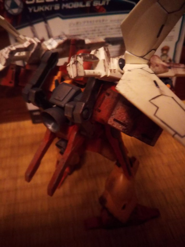 背面も多少汚しを