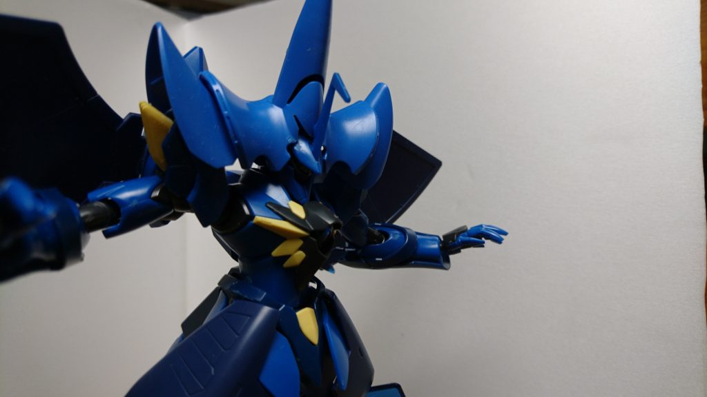 悪い魔法使いっぽい顔