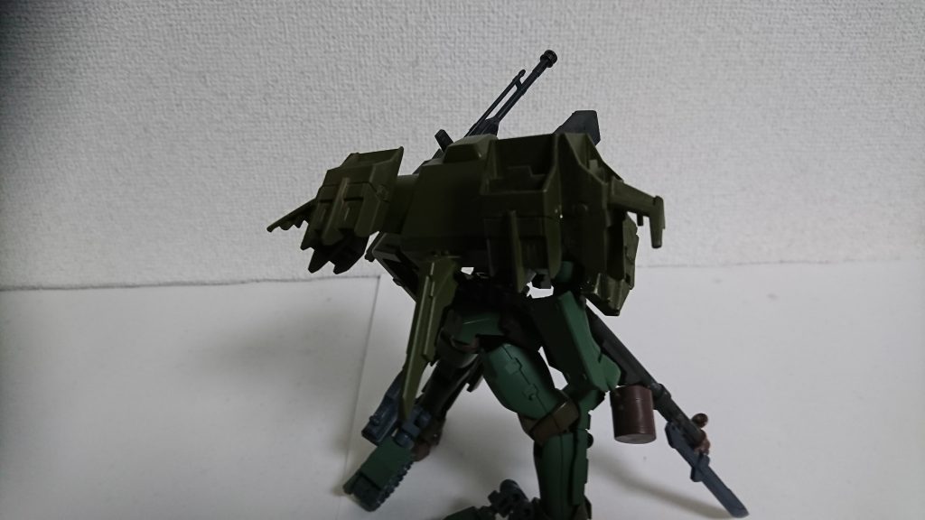 ティルト・ブースター
ティルト・ローターをベースに左右に二機ずつ、大型のブースターを装備したもの。
宙間戦闘時の機動力の強化と、陸戦での更なる機動力の強化のための装備。