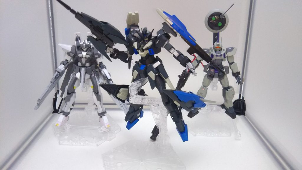 合宿集合写真
三日間の合宿では時間がたりず、未完成の状態での集合写真となります。
因みに他の参加者さんのページへのリンクは以下

・そるてぃさん[シャルドールＤ]()
※諸事情により投稿が遅れるとの事です

・なるこれさん[G-アイオーン](https://gumpla.jp/hg/68051)