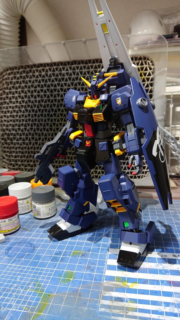 斜め横ジムクゥエルシールドバージョン