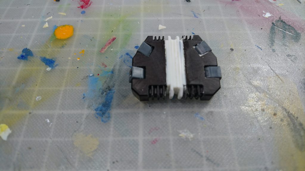 バルバトスルプスの背中に合わせる為、ジエンドのバックパック延長