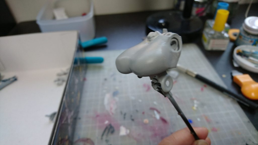 胸部　パテで盛り盛り