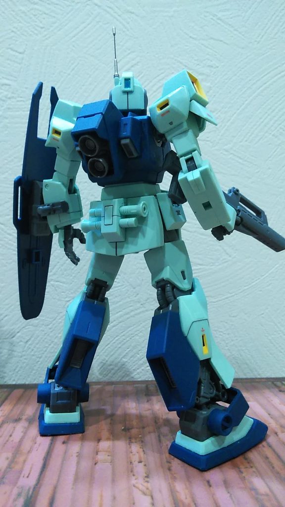 後ろ姿が意外とゴツくてカッコいいです(^^)