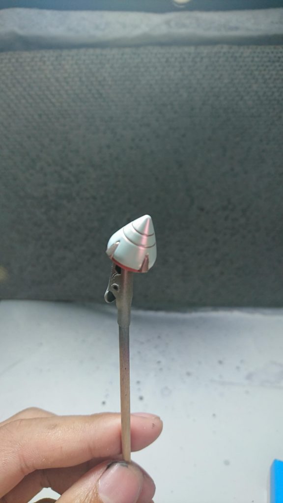 写真だと分かりづらいですがルビーレッドにより赤く反射してくれました。