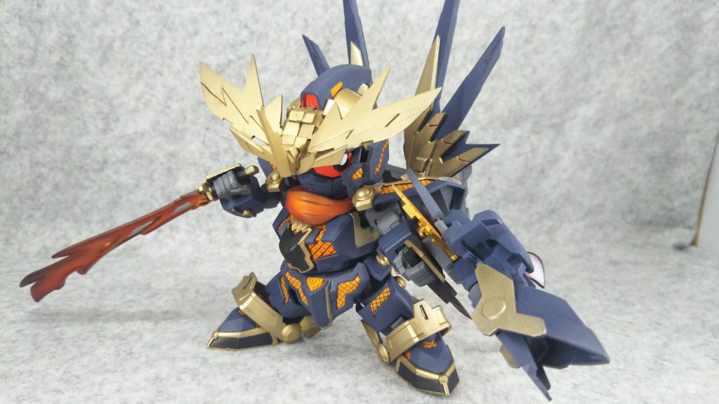 敵に見つかったらシノビ形態で応戦
シールドからはメガ粒子砲も撃てるので火力面でも侮れない