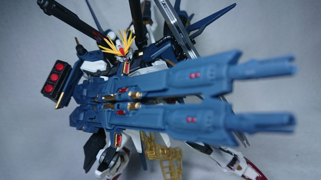 武装名:長距離砲ツインカグツチ
元々の名前「アグニ」は火の神という意味らしいので「カグツチ」に変えました。
アグニを接着剤でくっつけただけのお手軽武装です笑