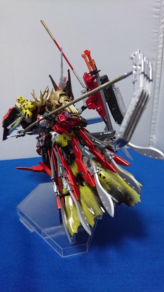 武器1 4重刃鍬
4つの刃を持った鍬です。鍬と言うよりは鎌に近い感じですかね?