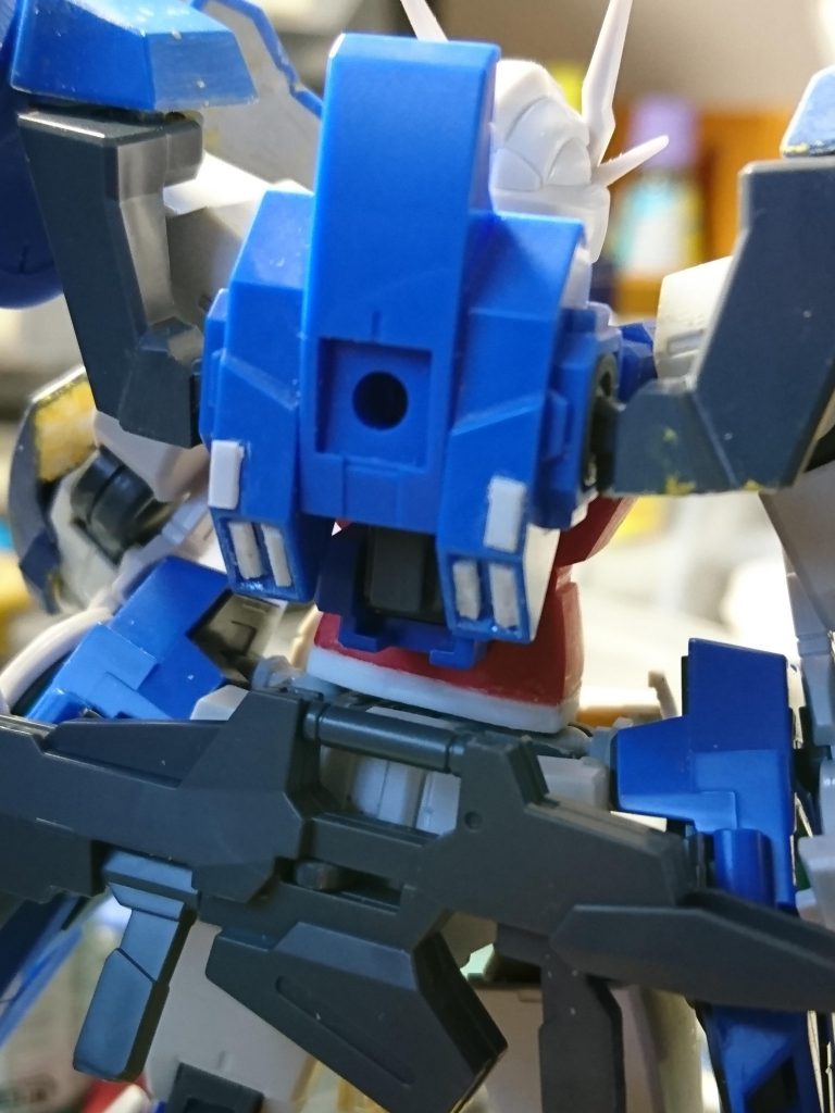 後ろはバッグパックでディテール改造プラ板を使用